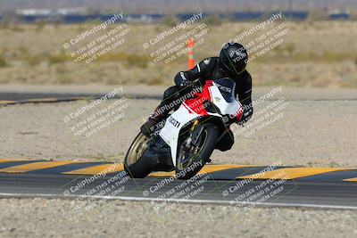 media/Apr-09-2023-SoCal Trackdays (Sun) [[333f347954]]/Turn 11 (10am)/